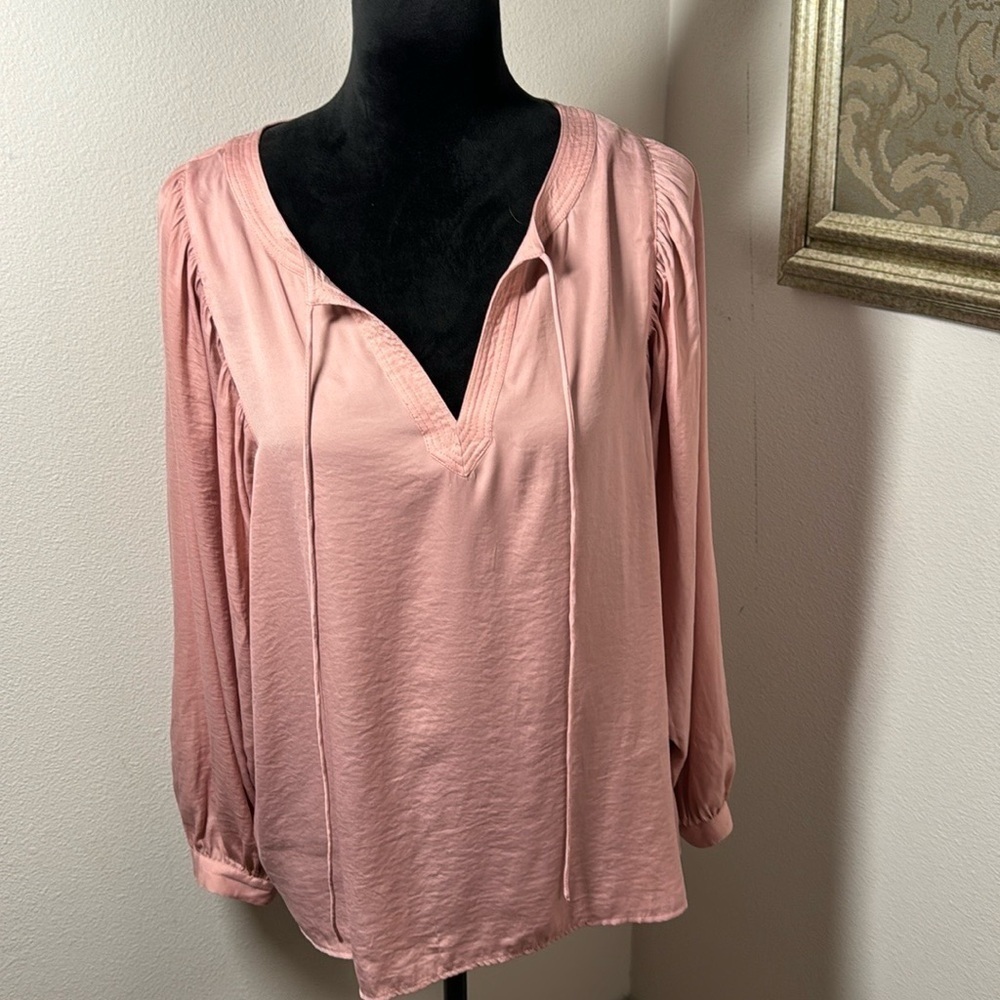 LOFT pink silky feel long sleeves tie split collar V neck top blouse Sz L